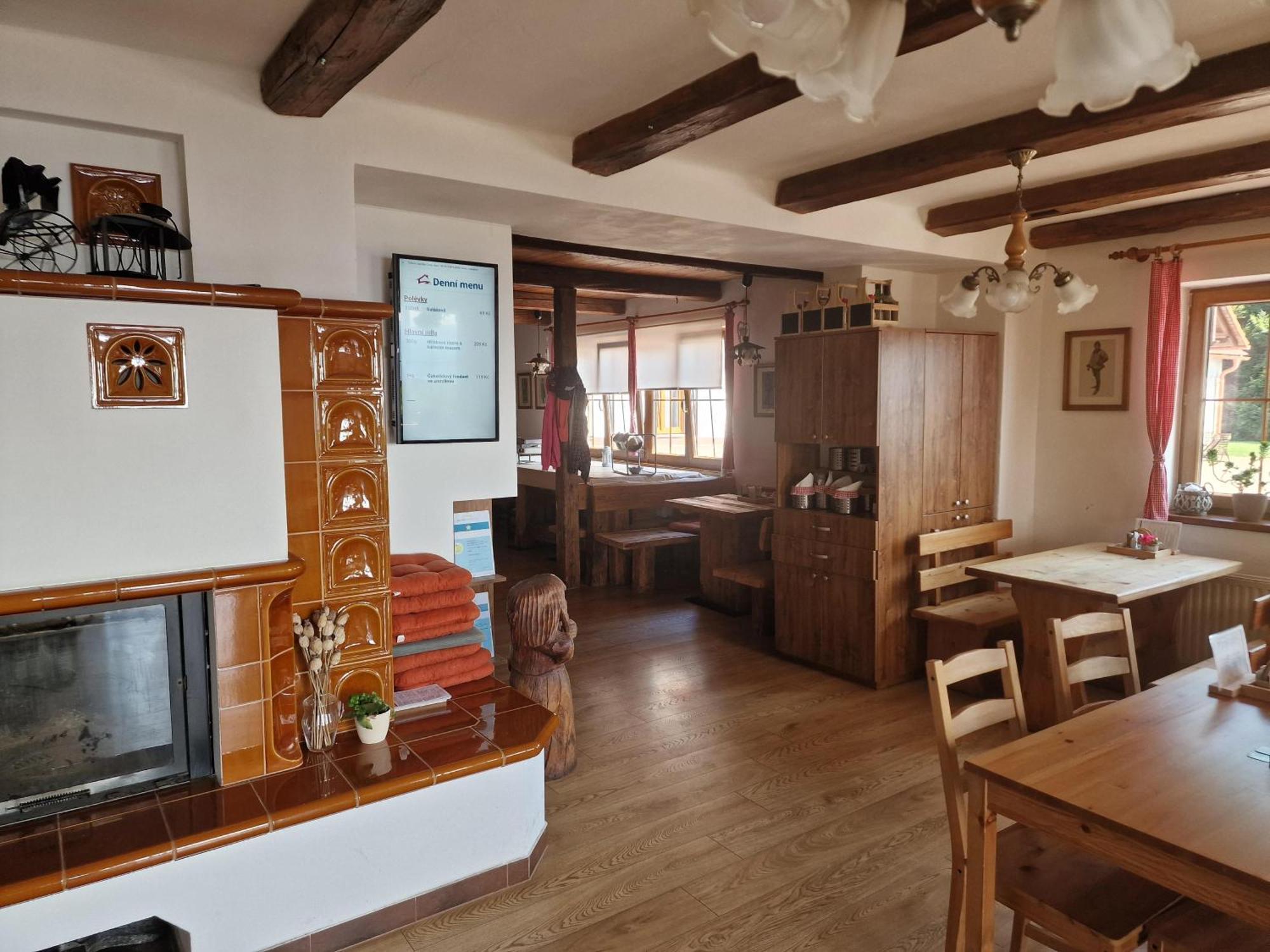 Wellness Hotel Chata Jana Lopenik Bagian luar foto